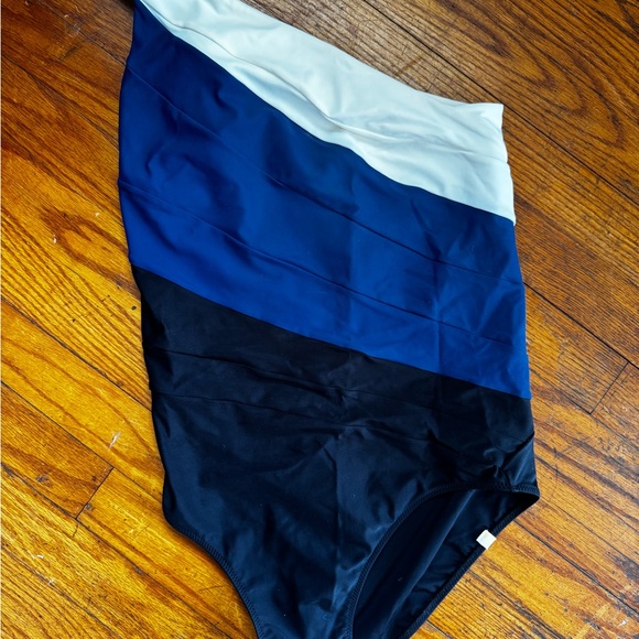 Summersalt Bathing Suit Size 8 - Picture 2 of 5